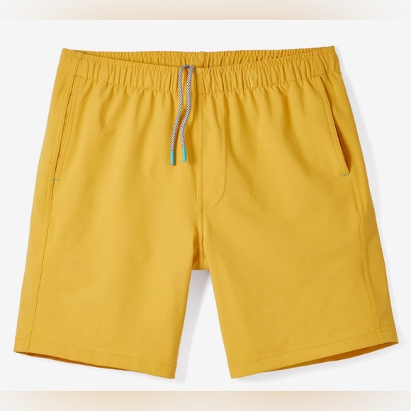 Myles Everyday Short in Mineral Yellow Yellow Drawstring Shorts 6” Size Medium - Picture 1 of 13